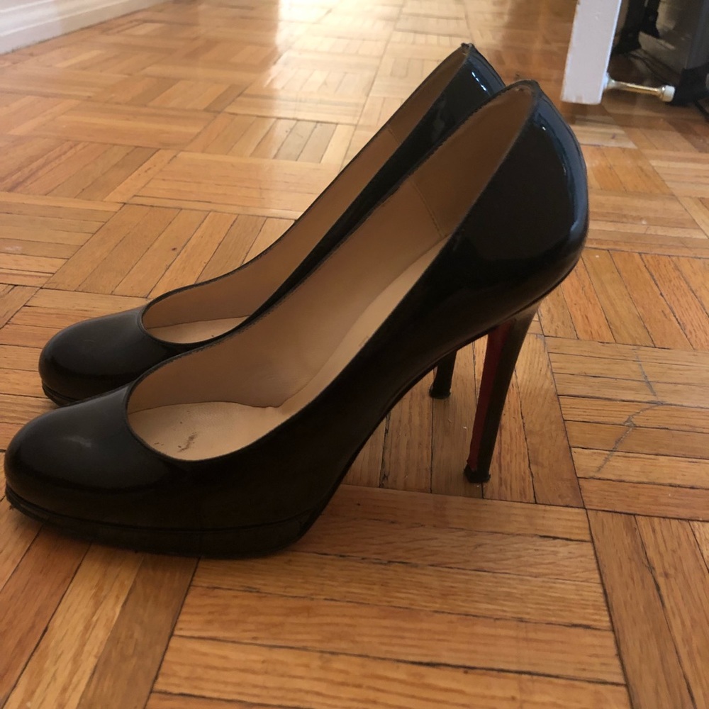 💯% Authentic Christian Louboutin